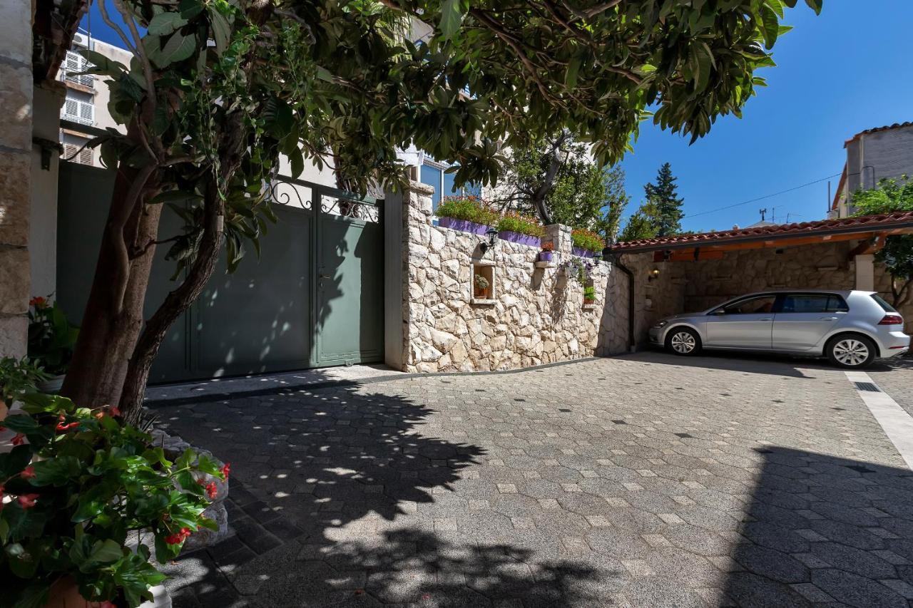 Apartments Carmen Makarska Exterior photo